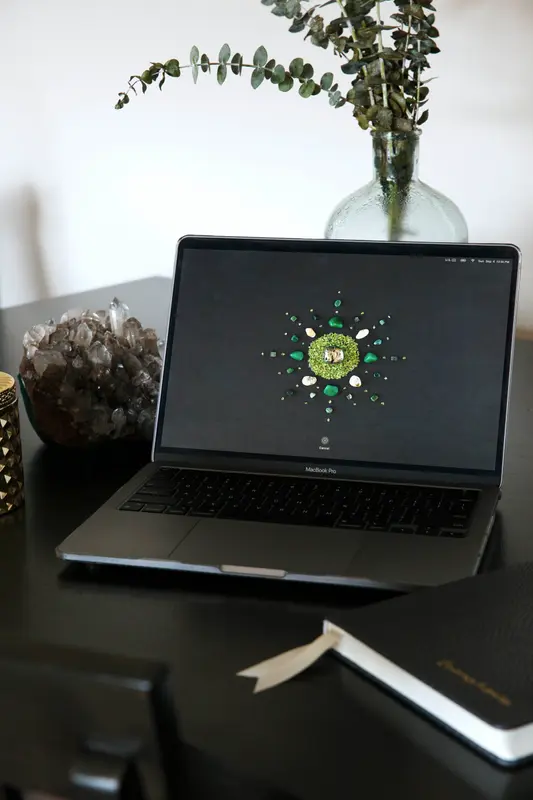 Peridot Crystal Grid Desktop